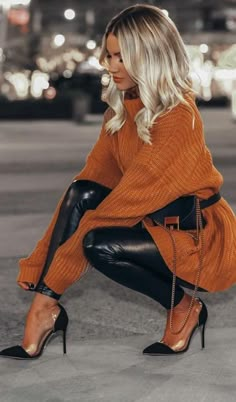 Light Sweater Outfit, Orange Sweater, Mode Boho, Moda Chic, Trendy Fall Outfits, Trendy Fall, Fall Winter Style, Lifestyle Fashion