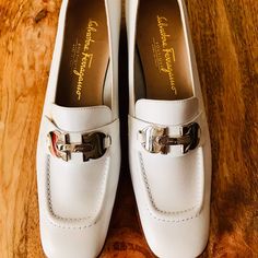 Authentic Salvatore Ferragamo In White Leather With Silver Hardware Made In Italy. White Flat Shoes, White Flat, Salvatore Ferragamo Shoes, Ferragamo Shoes, White Flats, Shoes Color, Flat Shoes, Silver Hardware, Salvatore Ferragamo