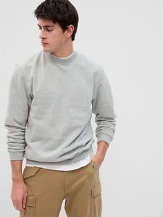 Soft knit sweatshirt.  Crewneck.  Long sleeves with banded cuffs.  #416620 Straight silhouette with a relaxed fit.  Hits at the hip. Grey Tapestry, Vintage Soft, Sweatshirt Crewneck, Knit Sweatshirt, Senior Pics, Senior Pictures, Soft Knits, Crewneck Sweatshirt, Heather Grey