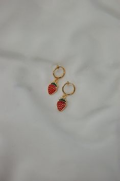 Cute Hypoallergenic Huggie Earrings, Cute Hypoallergenic Hoop Earrings, Cute Huggie Hoop Earrings, Trendy Strawberry Print Jewelry As Gift, Trendy Strawberry Print Jewelry Gift, Trendy Gold Jewelry With Fruit Design, Cute Adjustable Huggie Earrings, Cute Strawberry Print Earrings For Gifts, Cute Handmade Huggie Earrings