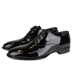 Made of Patent Leather, Leather lining; Leather sole; Style: Oxfords; Width: Medium (D, M); Original Gucci box, tags and authenticity card included; Made in Italy Luxury Dress Shoes With Leather Lining For Formal Occasions, Luxury Leather-lined Dress Shoes For Formal Occasions, Designer Business Dress Shoes With Leather Lining, Designer Dress Shoes With Leather Lining For Business, Designer Formal Wingtip Leather Shoes, Classic Black Leather Shoes For Party, Luxury Leather Shoes With Leather Sole For Formal Occasions, Luxury Leather Shoes With Leather Lining For Formal Wear, Luxury Leather Shoes With Leather Lining For Formal Occasions