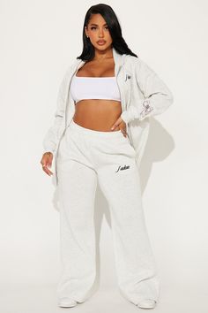 Jadore Fleece Pant Set - Heather Grey | Fashion Nova, Matching Sets | Fashion Nova 2 Piece Sweat Suit, Women Nike Tracksuit, Sweat Pant Outfits, Matching Set Outfit Sweats, Senior Outfits, Sweat Suit, Stylish Summer Outfits, Chill Outfits