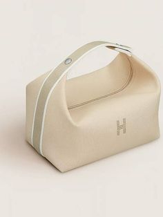 Gender: Women Brand: HERMES Product Name: Bride A Brac Large Pouch Bag Natural Bags Alora Code: 84505916 Color: beige Composition: Cotton 100% Origin: France Features: Fabric Handles Zipped Closure Designer Style ID H103223M 01 Chain Loop, Large Pouch, Shopping Wishlist, Rose Gold Hardware, Cross Bag, Timeless Handbag, Luxe Fashion, Fabric Bag, Exclusive Bag