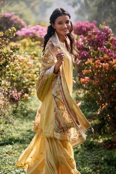 Yellow kurta with mughal woven motifs and mirror, bead embroidered border. Paired with sharara and leaf border woven dupatta. - Aza Fashions Kurta And Sharara, Yellow Kurta, Kurta Sharara Set, Kurta Sharara, Leaf Border, Embroidered Border, Straight Kurta, Sharara Set, Set For Women