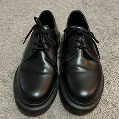 Selling A Pair Of Dr. Marten’s Men’s Size 11 1461 Mono Smooth Leather Oxford Shoes. Originally Bought From Dr. Martens For $140. Only Worn A Few Times. In Great Condition. Just Wasn’t The Style For My Husband. Let Me Know If You Have Any Questions. Oxford Shoes Doc Martens, Dr Martens Oxford Shoes, Dr Marten Bex Oxfords, Oxford Lace-up Shoes With Leather Sole For Derby, Men’s Doc Martens Loafers, Dr Martens Oxford, Leather Oxford Shoes, Derby Shoes, Dr. Martens