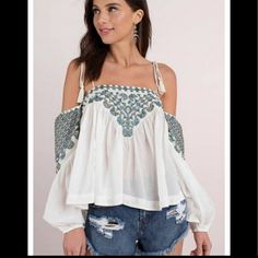 Nwt. Size Xs. Cotton, Rayon . Bohemian Off The Shoulders Summer Festival Top With Embroidered Sleeves, Summer Festival Tops With Embroidered Sleeves, Bohemian Tops With Embroidered Sleeves For Vacation, Casual Embroidered Top With Sleeves For Festival, Embroidered Sleeve Tops For Summer Festivals, Casual Festival Top With Embroidered Sleeves, Casual Festival Tops With Embroidered Sleeves, Embroidered Tops For Day Out In Fall, Bohemian Embroidered Cotton Top For Brunch