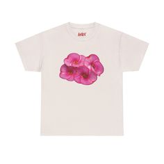 This oversized pink geranium flower graphic tee is the perfect summer wardrobe staple! Wear it over a bikini to the beach or pool, casually, or even cut the neckline for a super chill off-the-shoulder look :) ☆ 100% ethically sourced cotton, made in the US ☆ medium-heavy weight fabric for a durable yet comfy feel ☆ unisex classic fit, I recommend sizing up for an oversized fit ☆ inclusive size range from S-5XL ☆ worldwide shipping! ☆ each shirt is made to order specially for you so please make s Pink Floral Print T-shirt For Summer, Pink Hibiscus Print T-shirt For Summer, Oversized Pink Summer T-shirt, Oversized 90s Style Summer T-shirt, White T-shirt With Hibiscus Print For Spring, Oversized Pink T-shirt For Summer, Pink T-shirt With Hibiscus Print For Summer, Casual Pink T-shirt With Hibiscus Print, Summer Pink Tops For Streetwear