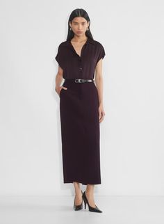 CHISEL MAXI SKIRT | Aritzia Fitted Viscose Maxi Dress For Work, Viscose Lined Skirt For Work, Lined Viscose Skirt For Work, Silk Midi Skirt For Work, Silk Midi Skirt For Workwear, Silk Midi Skirt Bottoms For Work, Chic Midi-length Maxi Skirt For Work, Chic Crepe Maxi Dress, Sleek Maxi Dress For Work