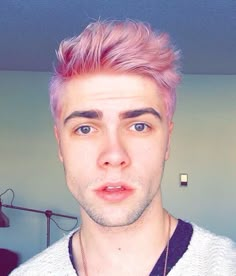 690 ideias de Boys of colored hair | cabelo, hair hair ...