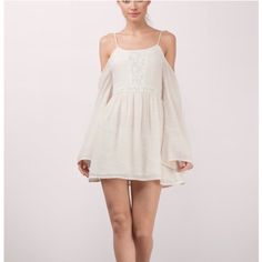 Nwt! Tobi Cream Marseille Skater Dress With Lace Detail And Cold Shoulder Style. Adjustable Straps. Size Medium. Bust - 16”. Length - 26.5” (Measured From Top Of Dress To Bottom Hem) Casual Cold Shoulder Mini Dress For Spring, Casual Beige Off-shoulder Mini Dress, Casual Lace Trim Mini Dress For Brunch, Off White Long Sleeve Mini Dress For Beach, Long Sleeve Off-white Mini Dress For Beach, Casual Mini Dress With Lace Trim For Brunch, Off-white Long Sleeve Mini Dress For Beach, Off-shoulder Mini Dress With Lace Trim For Beach, Casual Flowy Mini Dress With Lace Trim