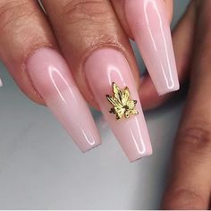 Love this 😍 @mmbnails 🔥❤️ Our nail charms make a perfect accent piece for your nails, shop our collection at DailyCharme.com! Charm Nails, Nail Extensions Designs, Nail Business, Hemp Leaf, Extension Designs, Gold Nail, Leaf Jewelry