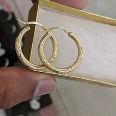 10kt Real Gold Hoop Earring Size 1.12inch Total Height 3mm Thick 25*25mm Yellow Gold Weight 1.63 Gm 100% Authentic Gold Not A Gold Filled Or Not A Gold Plated Real Gold Hoop Earrings, Gold Hoops, Gold Hoop Earrings, Real Gold, Gold Filled, Gold Plate, Hoop Earrings, Plating, Yellow Gold