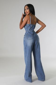 Wide leg, Non-stretch sleeveless denim jumper with sweetheart neckline. Jumpsuit has pockets and button closures. Jumpsuit runs small in the hips 75% cotton 30% polyester 5% spandex Hand wash cold Inseam is 36 inches Model is wearing a small Poses Dynamic, Bell Bottom Jumpsuits, Action Poses Drawing, Jean Dresses, Denim Jumpsuits, Poses Drawing, Ariat Boots, Denim Jumper, Drawing Fashion