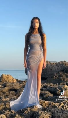 Divine Feminine Aesthetic, Siren Costume, Venus In Pisces, Wet Dress, Venus Fashion, Mirror Palais, Earthy Outfits