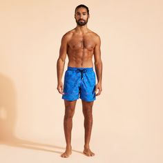 Embroidered men swim shorts, limited production, 99 pieces for the colors Storm blue, Neon blue, Navy blue and Palace blue, 199 pieces for the color red.Swimwear with elastic waistband with drawstring and silver tips (engraving 925 certified)Side pockets and back pocket with Turtle personnalized round snap buttonMen swim shorts with two back eyeletsSide leg length in M: 39.5 cm Enjoy a complimentary first repair of your swim shorts, if registered within 6 monthsFully lined with water-resistant m Blue Poolside Swim Shorts, Blue Short Length Swimwear For Poolside, Blue Fitted Short Length Swim Trunks, Blue Beachwear Shorts For Poolside, Blue Fitted Shorts For Pool, Fitted Blue Shorts For Pool, Blue Tight-fitting Shorts For The Pool, Blue Beachwear Swim Trunks For Vacation, Blue Beachwear Swim Trunks For Beach Season