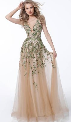 Jovani - 60800 Floral Embroidered Crisscross-Strapped Gown – Couture Candy Jovani Gown, Jovani Prom, Gold Prom Dresses, Prom Dresses Jovani, Jovani Dresses, A Line Prom Dresses, Prom Outfits, Tulle Prom Dress, Embellished Dress