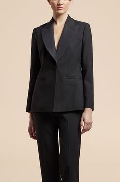 The beauty of this faille-trimmed twill tuxedo jacket lies in its subtly feminine, curvilinear shape. Pair it with its matching Tuxedo Trouser or Tuxedo Jumpsuit. Tuxedo Jumpsuit, Tuxedo Blazer, Fall Wardrobe Essentials, Tuxedo Jacket, Jean Shirt Dress, Blazer Black, Sports Blazer, Rebecca Taylor, Denim Jumpsuit