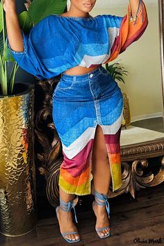 Olivia Mark - Vacation Chic Two-Piece Set Featuring Colorblock Print and Ruched Details Denim Print, Skirt Suit Set, Amazing Outfits, Plus Size Skirts, Body Con Skirt, Shoulder Crop Top, Off Shoulder Tops, Batwing Sleeve, Skirt Suit