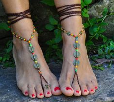 This listing is for a PAIR of barefoot sandals. Beautiful and unique barefoot sandals with a ethnic vibration. They look great as necklace or on the hands too :) Handmade crocheted with love and care using waxed polyester cord, antique bronze spirals and glass beads. The lace is long enough to wrap it 2 times around the leg. Each end of the string is closed with glass beads and brass beads. These resistant sandals are suitable for many environments. You can wear it barefoot on the beach :) They Anklet Crochet, Hippie Sandals, Crochet Barefoot Sandals, Casual Summer Sandals, Jewelry Hippie, Sandals Brown, Toe Ring, Foot Jewelry, Brown Sandals