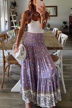 An Extra Day Boho Floral Maxi Skirt Pretty Casual Outfits, Grandma Clothes, Stile Boho Chic, Printed Long Skirt, Boho Mode, Estilo Hippy, Girly Girl Outfits, High Waisted Maxi Skirt, Estilo Hippie