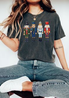 Nutcracker T Shirt Design, Xmas Tshirt Design, Christmas Tshirt Designs, Christmas Tshirt Ideas, Nutcracker Shirt, Ballet Shirts, Winter Hygge, Cowboy Santa, Christmas Wardrobe