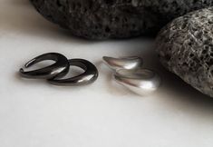 "Antique silver solid curvy adjustable ring, wavy stacking open ring, womens statement pinky ring, silver chevalier minimal smooth ring, gift Welcome to my shop! ✈️ DHL EXPRESS SHIPPING AVAILABLE, 1-3 BUSINESS DAYS DELIVERY! ✔️ PLEASE MAKE SURE TO SELECT IT, RIGHT BEFORE YOUR PURCHASE! ❗️ ❗️ DON'T FORGET TO ADD YOUR CELL # AT THE \"NOTE TO SELLER\" SECTION IF YOU CHOOSE DHL! BY FILLING YOUR CELL NUMBER YOU EARN THE BENEFIT TO CHOOSE BETWEEN 6 DIFFERENT DELIVERY OPTIONS! INSTRUCTIONS WILL BE SENT Sleek Ring Jewelry Gift, Sleek Ring Jewelry For Gift, Sleek Polished Ring Jewelry, Minimalist Metal Dome Ring With Open Design, Minimalist Metal Dome Ring With Open Shape, Minimalist Curved Jewelry With Polished Finish, Silver Tarnish Resistant Minimalist Dome Ring, Tarnish Resistant Silver Toe Ring, Silver Tarnish Resistant Toe Ring