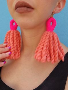 Fun and bold earrings that are still lightweight. Best of both worlds! Customizable, just send me a message :) Handmade Coral Earrings For Party, Pink Tassel Earrings For Gift, Handmade Vibrant Pink Earrings, Vibrant Pink Handmade Earrings, Vibrant Handmade Pink Earrings, Tassels Diy Tutorials, Diy Statement Earrings, Fringe Earrings Diy, Tassel Crafts