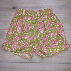 Lilly Pulitzer Pink & Green Shrimp Party Shorts. Size 5 girls. Pull on elastic waist. Soft cotton. Excellent Used Condition Cute Fitted Bottoms For Pajama Party, Cute Fitted Bottoms With Elastic Waistband, Cute Fitted Shorts With Elastic Waistband, Playful Summer Bottoms For Pajama Party, Playful Elastic Bottoms For Spring, Cute Elastic Summer Bottoms, Playful Summer Party Bottoms, Green Shorts For Summer Pajama Party, Summer Bottoms With Elastic Waistband For Playtime