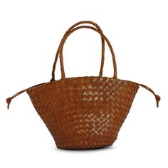 The Allan K Percy Toledo Leather Woven Shoulder Bag is composed of 100% woven buffalo light leather. This fabulous bag will quickly become your go-to bag of the season. Order now and receive free domestic shipping with your qualifying order! Details Composition: 100% woven buffalo light leather Handwoven leather shoulder strap Removable inner lining- drawstring closure, cotton bag Handle Drop: 20 cm Designed & imported from Belgium Size & dimensions Bottom Shape Circle Height 39 cm x Width 10 cm Chic Woven Leather Bags For Market, Handwoven Leather Bucket Bag For Everyday, Everyday Handwoven Leather Bucket Bag, Handwoven Leather Bucket Bag For Daily Use, Handwoven Leather Bucket Bag With Double Handle, Woven Leather Bag With Double Handle, Handwoven Leather Double Handle Bucket Bag, Everyday Leather Shoulder Bag With Interwoven Design, Leather Shoulder Bag With Interwoven Design For Everyday