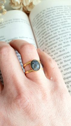 This pretty adjustable ring for women is made up of a fine gold-plated ring and a natural blue semi-precious stone: Labradorite, in an oval shape. (Stone dimensions: L: 10 mm x W 8 mm) Little more, it is adjustable! Able to go with all your outfits, this jewel is a real "Must Have" to adopt without delay. A gift idea for women for all occasions (birthday, Mother's Day, Christmas) This model is available in several semi-precious stones, do not hesitate to visit my store. Wear the jewelry that sui Adjustable Oval Gold Midi Rings, Gold Open Ring With Natural Stones, Gold Oval Adjustable Midi Rings, Adjustable Gold Oval Midi Rings, Gold Adjustable Oval Midi Rings, Gold Oval Crystal Ring With Natural Stones, Oval Gold Crystal Ring With Natural Stones, Gold Crystal Ring With Natural Stones For Promise, Gold Crystal Promise Ring With Natural Stones