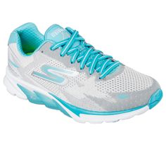 Running Shoes Design, Celebrity Workout, White Turquoise, Womens Athletic Shoes, Sports Bra Sizing, The Next Generation, Sketchers Sneakers, Next Generation, Running Shoe