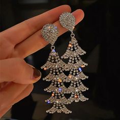 Stunning Long Dangle Sparkling Earrings. These Gorgeous Earrings Are Perfect Combination Of, Luxury Meets Fashion. Beautifully Crafted And Loaded With Sparkling Rhinestone That Shine In Every Direction. Multi Tier Geometrical Shape That Contours To You Accentuating Your Lovely Facial Features. 925 Post, Easy Push Back Peircing. These Deliver Elegance, Sparkle, And Everything You Love In An Earring And More. 100% Brand New And A Boutique Rhinestone Dangle Chandelier Earrings Gift, Dangle Chandelier Earrings With Bling As Gift, Sparkling Metal Dangle Bridal Earrings, Sparkling Metal Dangle Crystal Earrings, Bottle Earrings, Crystal Fashion, Crystal Dangle Earrings, Heart Drop Earrings, Gold Earrings Designs