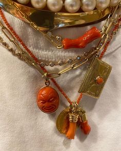 Stacked Necklaces, Art Carved, Coral Beads, Old Vintage, Precious Jewelry, Ethnic Jewelry, Vintage Pieces, Modern Jewelry, Budget Friendly