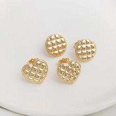 High quality ! color not easily tarnish, lead nickel free Material : Brass Approx size: 16mm Color : Gold Quantity : 8 Pcs We also carry a wide variety of other earring, pls check below link: https://www.etsy.com/shop/Charmjewelrygifts?ref=seller-platform-mcnav&section_id=32974642 Valentine's Day Tarnish-resistant Round Earrings, Silver Heart Earrings Tarnish Resistant, Silver Tarnish Resistant Heart Earrings, Silver Tarnish-resistant Metal Heart Earrings, Anniversary Heart-shaped Metal Earrings, Anniversary Heart Earrings In Metal, Metal Heart Earrings For Anniversary, Metal Heart-shaped Earrings For Anniversary, Metal Heart-shaped Earrings For Valentine's Day