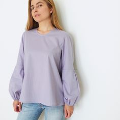 Digital Sewing Pattern for beginners for Women's Relaxed fit blouse with contrast voluminous/loose-flowing style sleeves, with elasticated ends tightly at the wrist. Casual Balloon Sleeve Tops With Elastic Sleeves, Billowy Tops With Pleated Lantern Sleeves, Billowy Lantern Sleeve Tops With Pleated Sleeves, Relaxed Fit Tops With Gathered Balloon Sleeves, Relaxed Fit Top With Gathered Balloon Sleeves, Casual Bishop Sleeve Tops With Elastic Sleeves, Oversized Blouse With Pleated Sleeves For Spring, Relaxed Fit Tops With Elastic Puff Sleeves, Relaxed Fit Tops With Blouson Bishop Sleeves