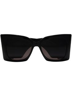 square-frame tinted sunglasses from SAINT LAURENT featuring black, square frame, embossed logo to the side, tinted lenses, straight arms and curved tips. Huge Sunglasses, Oversized Black Sunglasses, Sunglasses Square, Saint Laurent Sunglasses, Green Lenses, Brown Sunglasses, Tinted Sunglasses, Leather Cap, Black Sunglasses