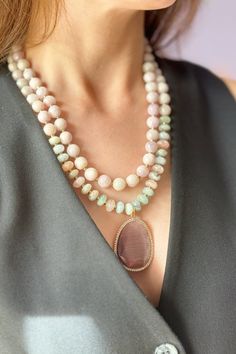 Handmade gemstone necklace for women. You can choose this unique gemstone jewelry for Mother’s Day gift❤️ Teardrop Gemstone Beads Necklace For Gift, Morganite Necklace, Necklace Unique, Necklace Beaded, Unique Gemstones, Bib Necklace, Birthday Gift For Her, Handmade Necklace, Morganite