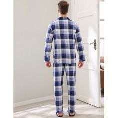 Best gift for your loved ones - this long men's pj set is a perfect gift for your father, husband, son, or friends. If you are looking for a great gift for Christmas, birthday, or other special occasions, this means set will be your best choice. Comes beautifully gift-wrapped for holidays on Christmas, birthdays, new year, Valentine's, or other holiday party occasions. Garment care: machine washable, better to wash separately from other colors. Do not bleach. Superior quality, perfect fit-gracie Casual White Sleepwear For Hospital, Sleepwear For Men, Cozy Fabric, Mens Plaid, Sleepwear & Loungewear, Colour Combinations, Body Heat, Gift For Christmas, Pyjama Set