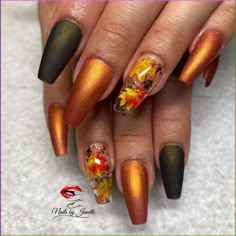 Fall Inspired Gel Manicure, Fall Nails With Design 2023, Fun Fall Nails 2023, Fall Season Nails Colors 2023, Flashy Fall Nails, Nov Nails 2023, Encapsulated Fall Nails, Gel Nail Designs For Fall Autumn, Ombre Fall Nails Acrylic