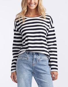 white-co-relaxed-long-sleeve-t-shirt-frenchie-stripe-womens-clothing Summer Knitting, Boyfriend Tee, Light Wash Denim, White Tank Top, Sunny Day, Stripes Design, Stripes Pattern, Effortless Style, Classic Black