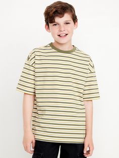 crew neck short sleeves drop shoulders oversized fit hits below waistmachine wash according to the care instruction label T Shirt For Boys, Boys Graphic Tee, Summer Sale, Toddler Boys, Oversized Fits, Kids Boys, Boy's Clothing, Drop Shoulder, Old Navy