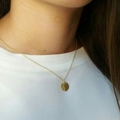 A nice 14k gold filled necklace with a dainty disc Pendant combined with a smaller disc necklace. An everyday disc necklace that can be easily layered with other necklaces. A nice gift for her Length approx. 16 inches / 40.5 ♥ All items will come in a nice gift box ♥ ★ Read our policies before purchase: https://www.etsy.com/shop/Jewellusion/policy/ ★ Convo me for custom orders or any questions you might have ♥ Visit our shop for more fabulous jewels: https://www.etsy.com/shop/Jewellusion/ ♥ Foll Gold Coin Necklace With Adjustable Chain For Everyday, Gold Plated Engraved Round Pendant Chain Necklace, Gold Plated Engraved Round Pendant Necklace, Gold-tone Chain Necklace As A Gift, Gold-tone Round Chain Necklace For Gift, Gold Plated Round Chain Necklace For Gifting, Gold Plated Round Chain Necklace For Gift, Gold Plated Chain Necklace As Gift, Gold-tone Chain Necklace With Round Pendant Gift