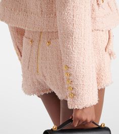 Cropped tweed jacket in pink - Balmain | Mytheresa Balmain Tweed, Balmain Clothing, Fall 2022, Color Name, Tweed Jacket, Fashion Styles, Designing Women, Blazer Jacket, Poland