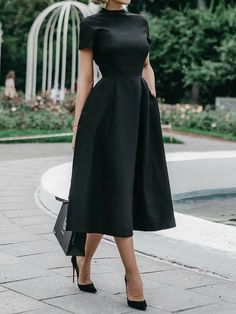 Women's Dresses Round Neck Short Sleeve Slim Dress Sukienki Maksi, Vestidos Retro, Elegant Black Dress, Elegant Outfits, Fitted Midi Dress, Black Prom Dress, Evening Cocktail, Womens Black Dress, Classy Dress