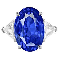 Female Rings, Blue Sapphire Diamond Ring, Bling Ideas, Diamond Platinum Ring, Ceylon Blue Sapphire, Dream Party, Platinum Diamond Rings, Sparkly Jewelry, Blue Sapphire Diamond