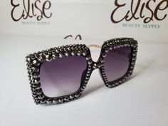 Fashion Sunglasses Rhinestone Frames. Chic Metal Sunglasses For Party, Elegant Rhinestone Sunglasses For The Beach, Party Gold Sunglasses With Rhinestones, Trendy Bling Sunglasses With Glass Material, Trendy Bling Sunglasses With Glass, Trendy Bling Sunglasses With Glass Lenses, Elegant Sunglasses With Rhinestones, Elegant Bling Sunglasses With Glass, Party Sunglasses With Rhinestones And Crystal Material