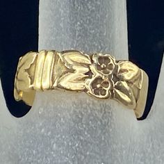 This Lovely Hand Carved Foliage Lady Ring Band From Early Century, Crafted In 14kyellow Gold, The Etching Is Throughout, Sinuous Margin, 6.53mm Wide, Weight 3.3gm, Size 6.25, Hallmark 14k (1 Inch = 25.4 Mm; 1 Dime = 17.9mm). All Items Are Pre-Owned Unless Otherwise Stated. This Means They Have The Usual Aspects Of Pre-Owned Jewelry, Such As Light Scratches, Wear And Tarnish. Please Review All The Photos Which Will Be Part Of The Description. Paris Vogue, Gold Hand, Gold Hands, Jewelry Brand, Ring Band, Womens Jewelry Rings, Gold Yellow, Etching, Women Rings