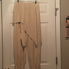 Free People Beach Nwot Size S Breezy, Airy Jogger Style Pants With Elastic Waist And Leg Openings With An Attached Skirt Overlay. Beach, Boho Vibes! Lightweight Material. Brand New! Plastic Hang Tag Still Attached. Summer Beige Harem Bottoms, Beige Harem Bottoms For Summer, Beige Stretch Harem Pants For Summer, Stretch Beige Summer Pants, Summer Stretch Beige Pants, Beige Stretch Pants For Summer, Beige Harem Pants For Summer, Solid Color Harem Bottoms For Summer, Stretch Beige Harem Pants For Spring