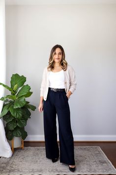 Networking Event Outfit, Event Outfit Ideas, Classy Business Outfits, Casual Work Outfits Women, Business Professional Outfits, Look Jean, Office Casual Outfit, School Of Rock