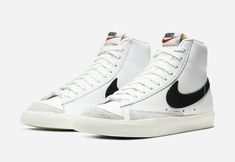 Condition is B-Grade with original box missing the lid. Nike Blazer Mid 77 Women, Blazer 77, Blazer Mid 77 Vintage, Nike Blazer Mid 77, Nike Blazer Mid, Black Leather Sneakers, Nike Blazers Mid, Blazer Mid, Nike Blazer